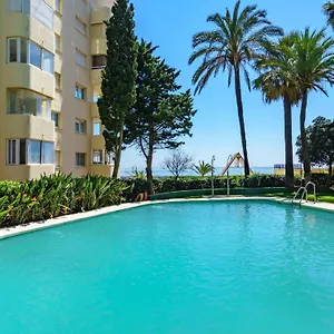 https://puerto-paraiso-iii.1costadelsol.com